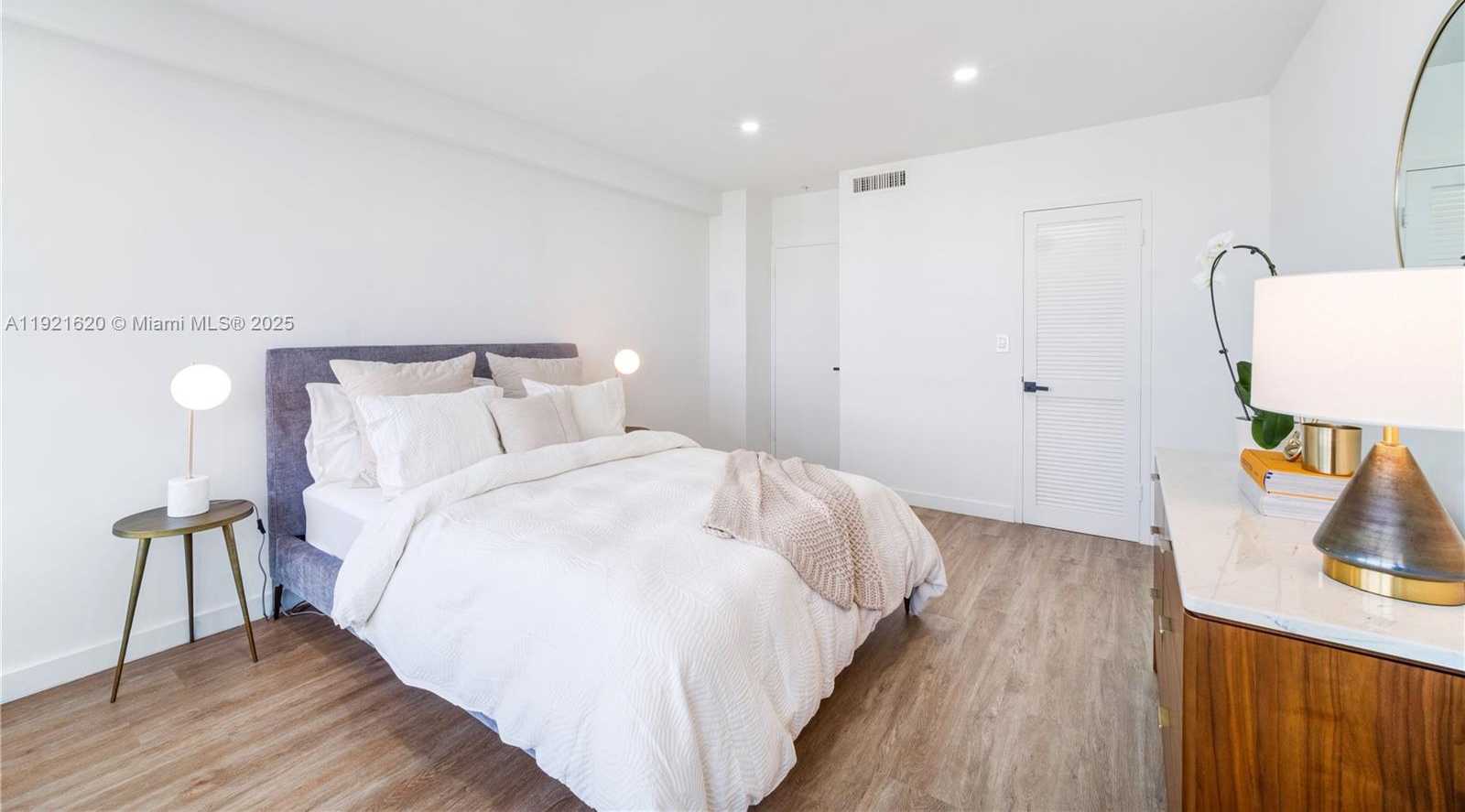 Small Image of 1500 BAY RD #1558S, Miami Beach Number 23