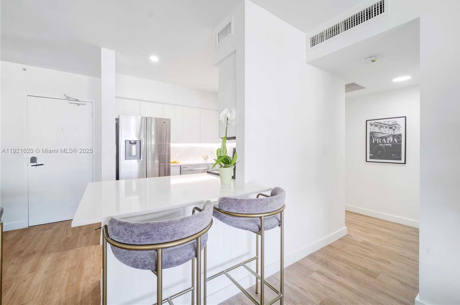 Small Image of 1500 BAY RD #1558S, Miami Beach Number 8