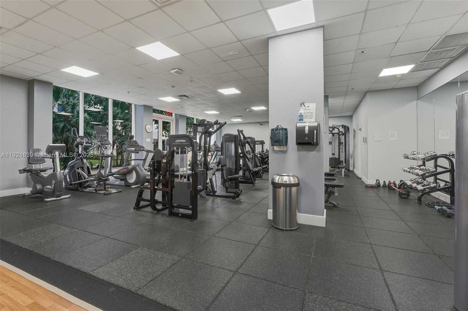 Small Image of 2030 SOUTH OCEAN DR #1810, Hallandale Beach Number 15