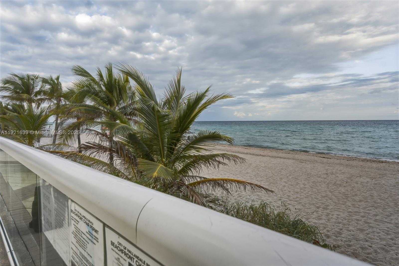 Small Image of 2030 SOUTH OCEAN DR #1810, Hallandale Beach Number 18