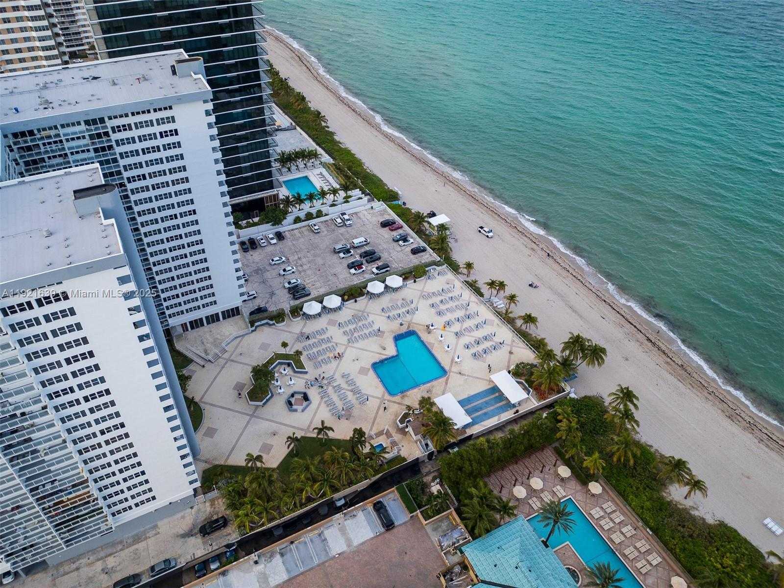 Small Image of 2030 SOUTH OCEAN DR #1810, Hallandale Beach Number 20