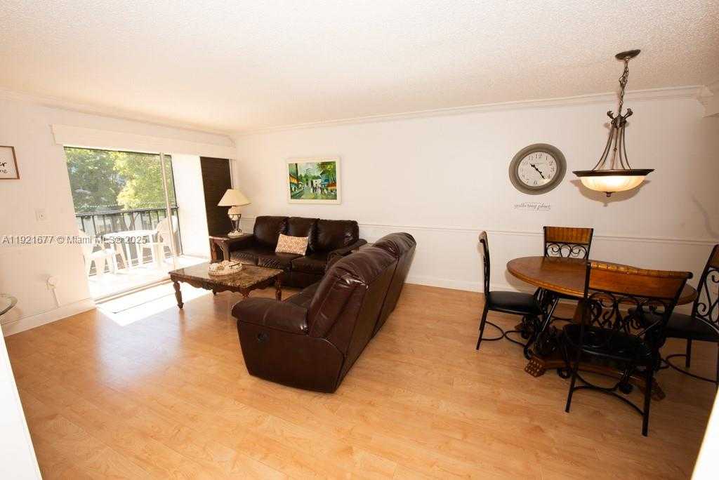 Small Image of 201 178TH DR #323, Sunny Isles Beach Number 10