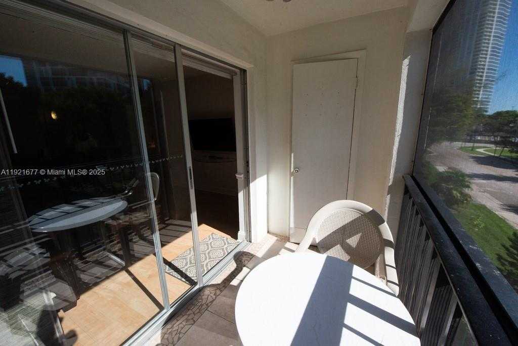 Small Image of 201 178TH DR #323, Sunny Isles Beach Number 53