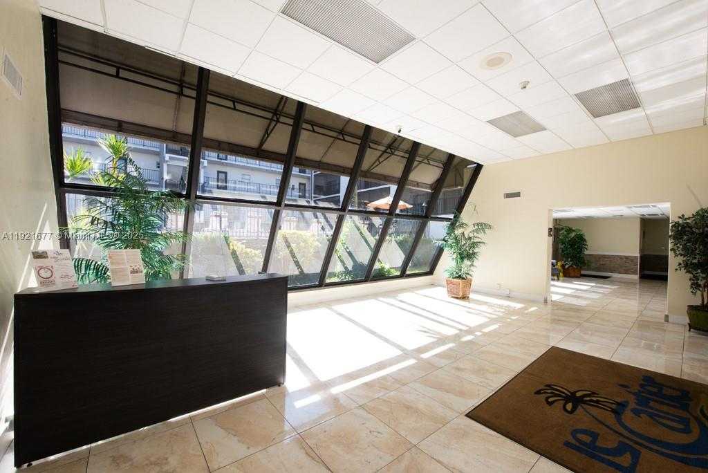 Small Image of 201 178TH DR #323, Sunny Isles Beach Number 63