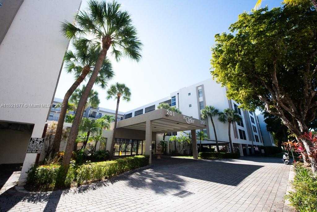 Small Image of 201 178TH DR #323, Sunny Isles Beach Number 68