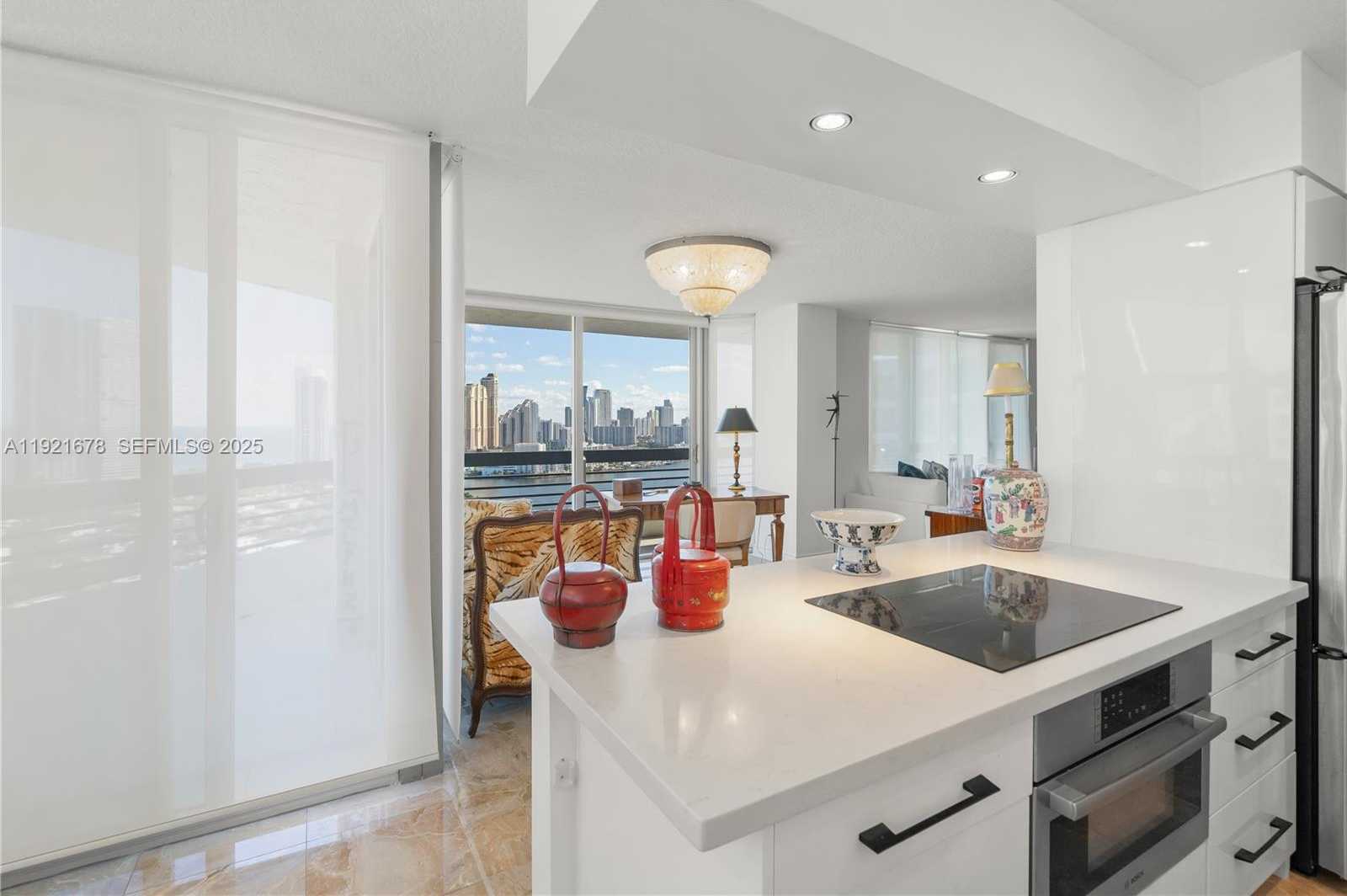 Imagen de Pequeño Objeto