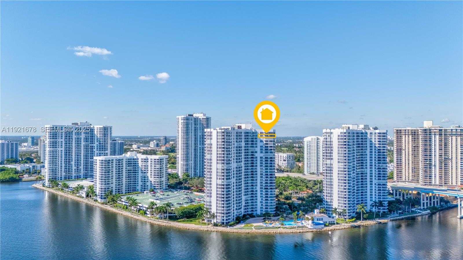 Imagen de Pequeño Objeto