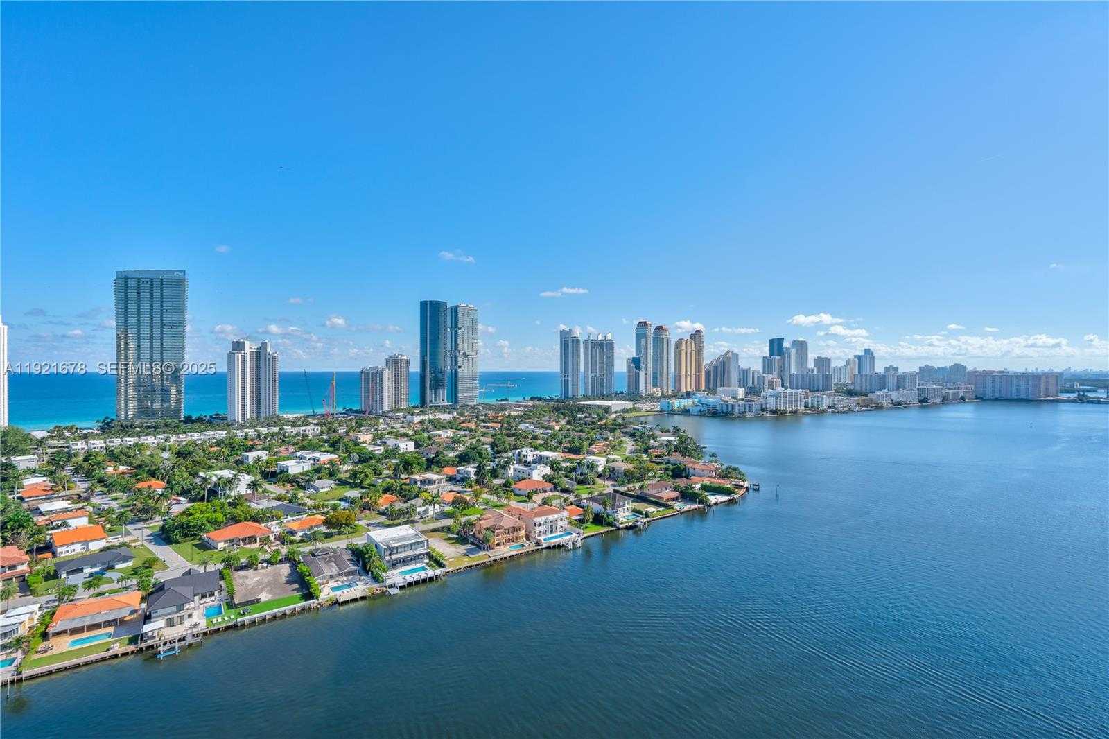 Imagen de Pequeño Objeto