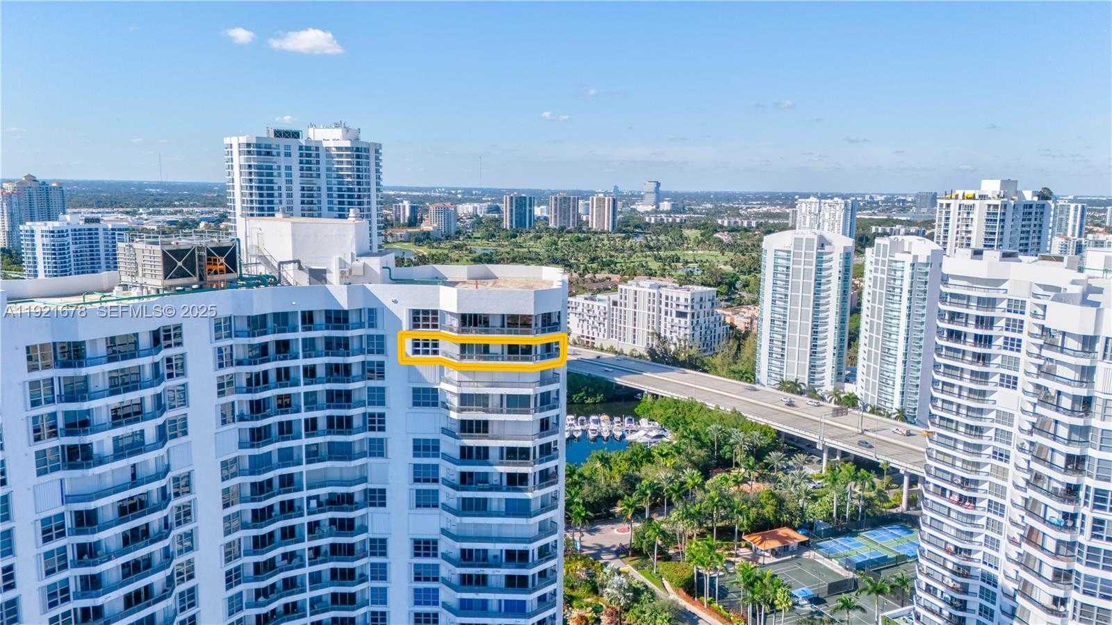 Imagen de Pequeño Objeto