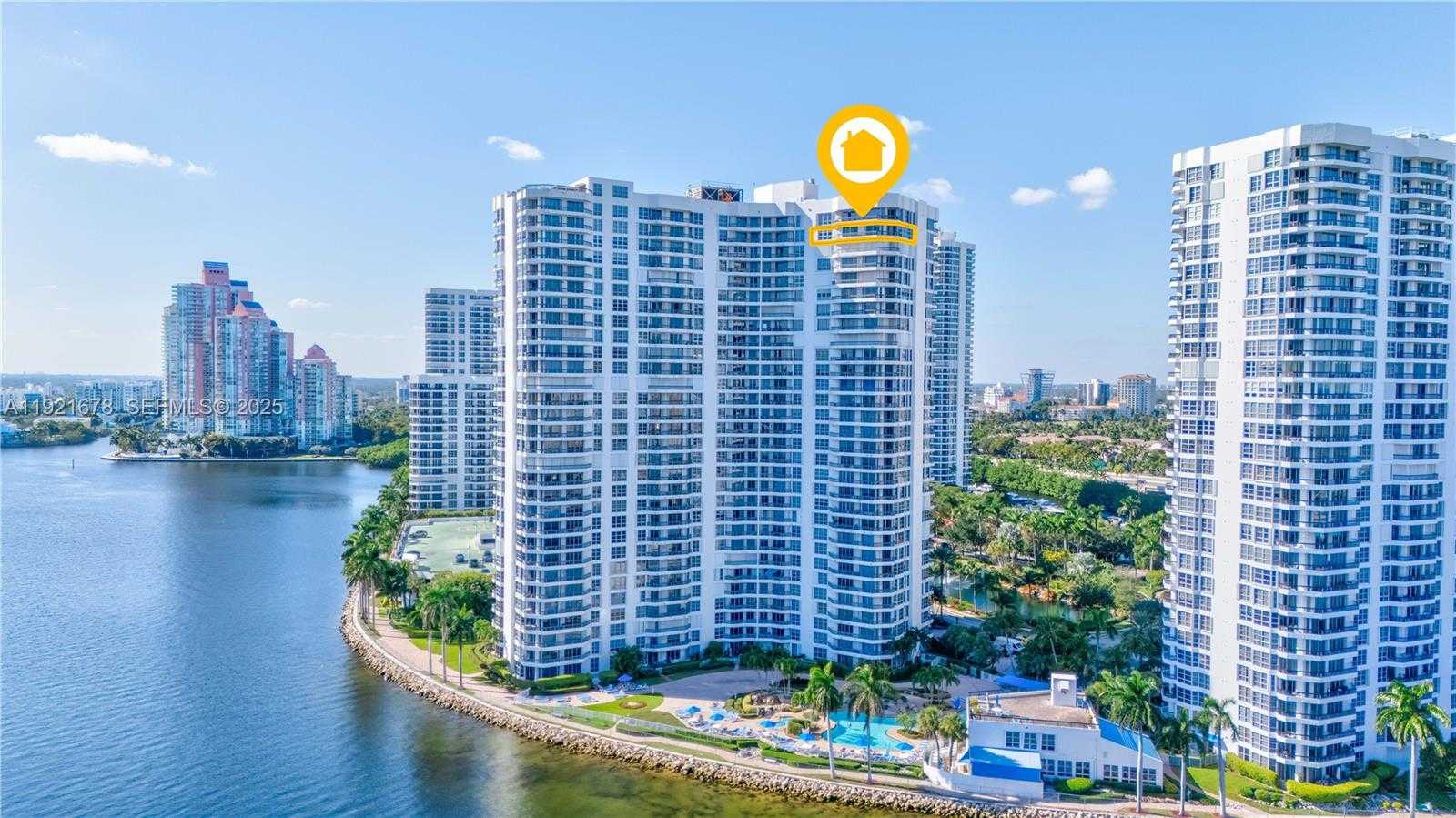 Imagen de Pequeño Objeto