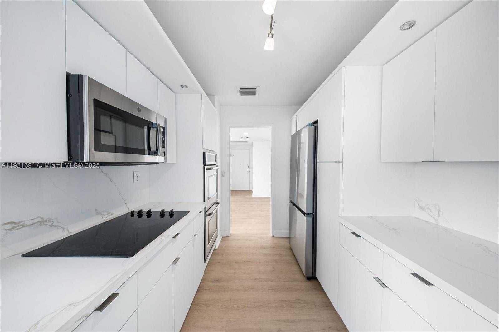 Small Image of 9100 WEST BAY HARBOR DR #5A, Bay Harbor Islands Number 19