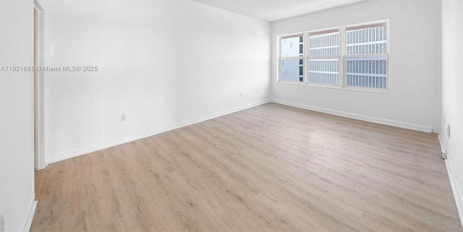 Small Image of 9100 WEST BAY HARBOR DR #5A, Bay Harbor Islands Number 21