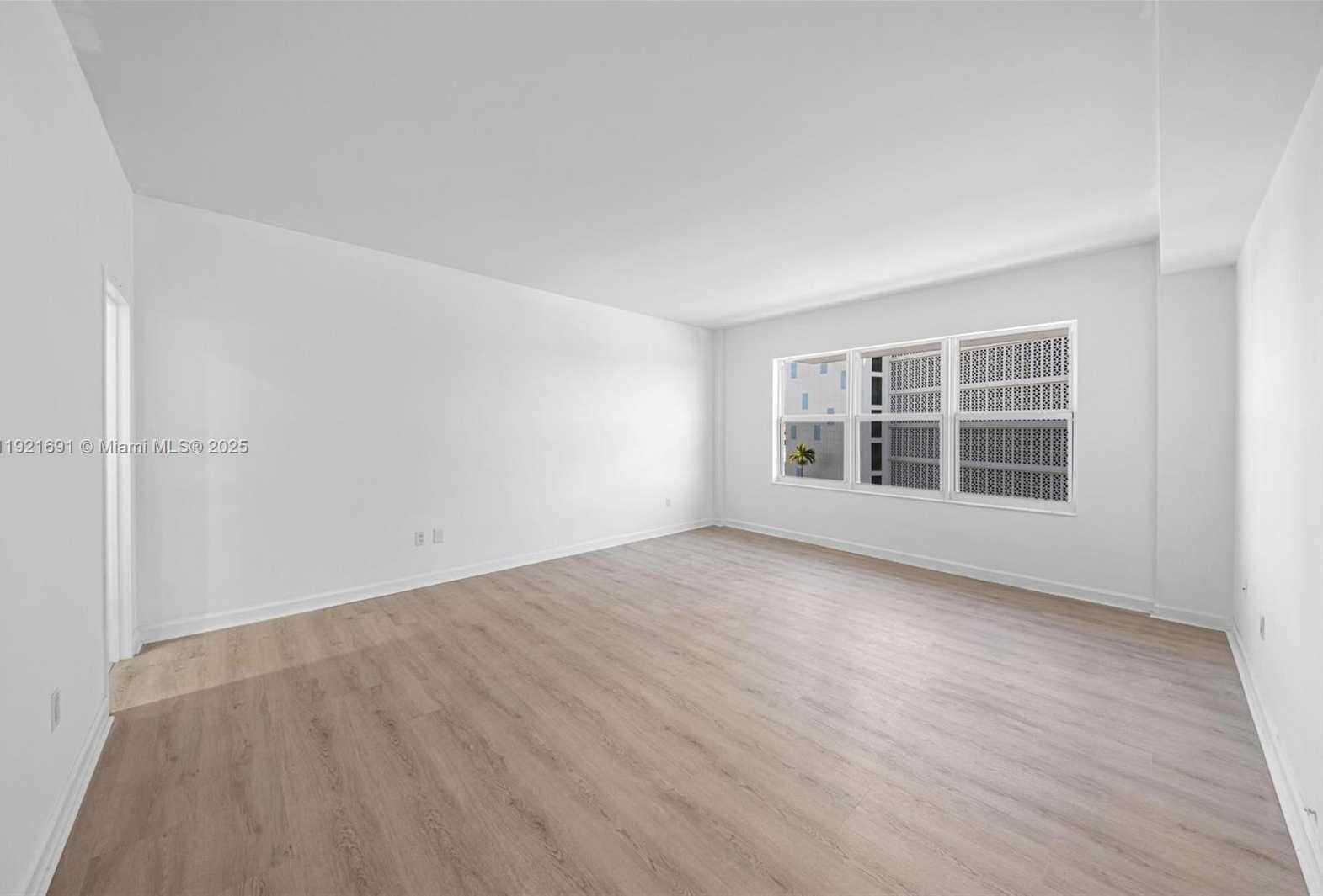 Small Image of 9100 WEST BAY HARBOR DR #5A, Bay Harbor Islands Number 27