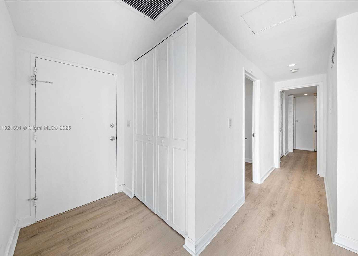 Small Image of 9100 WEST BAY HARBOR DR #5A, Bay Harbor Islands Number 7