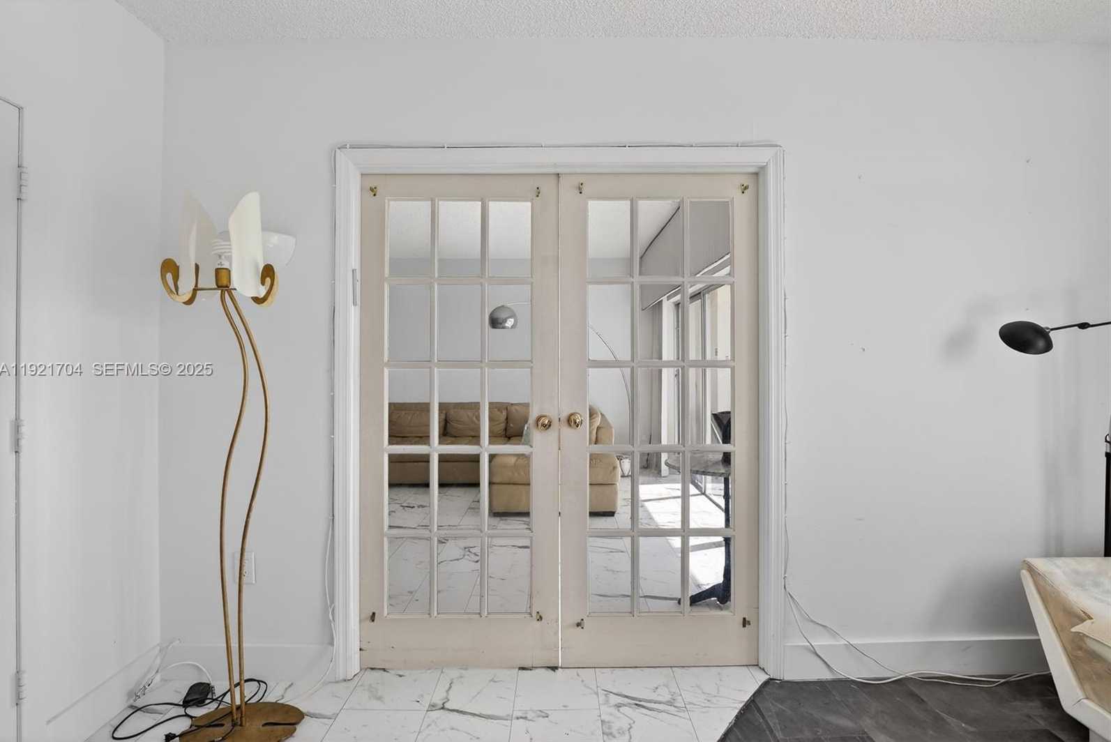 Small Image of 300 BAYVIEW DR #308, Sunny Isles Beach Number 24