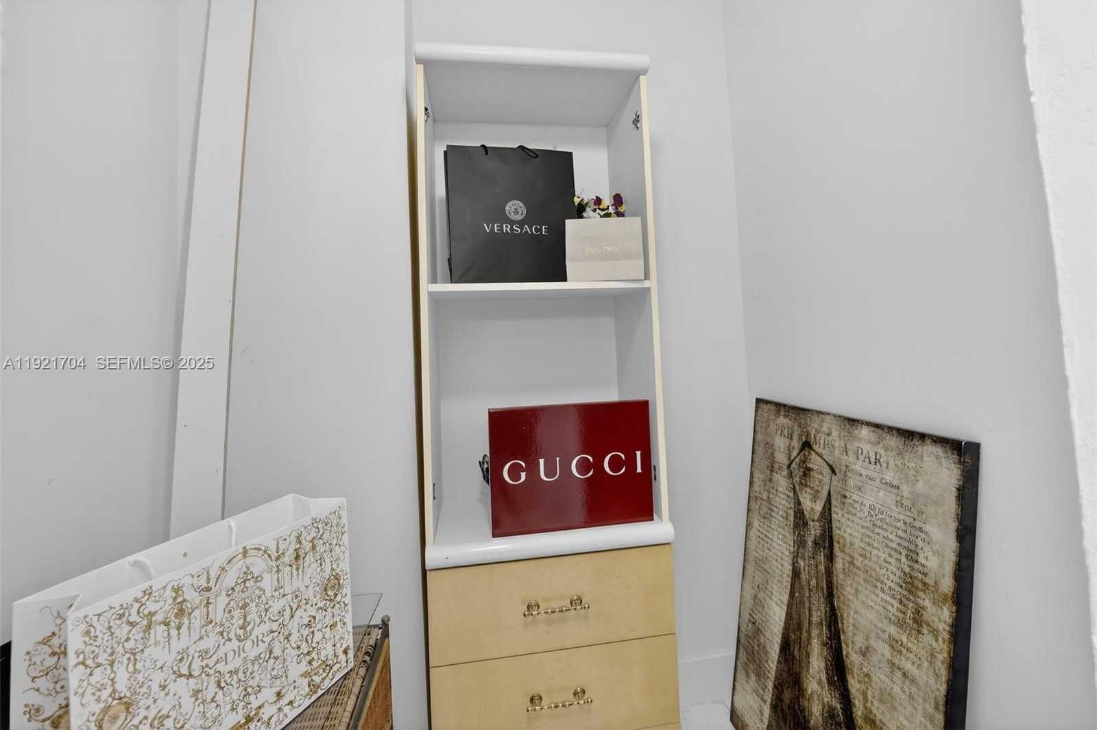 Small Image of 300 BAYVIEW DR #308, Sunny Isles Beach Number 40