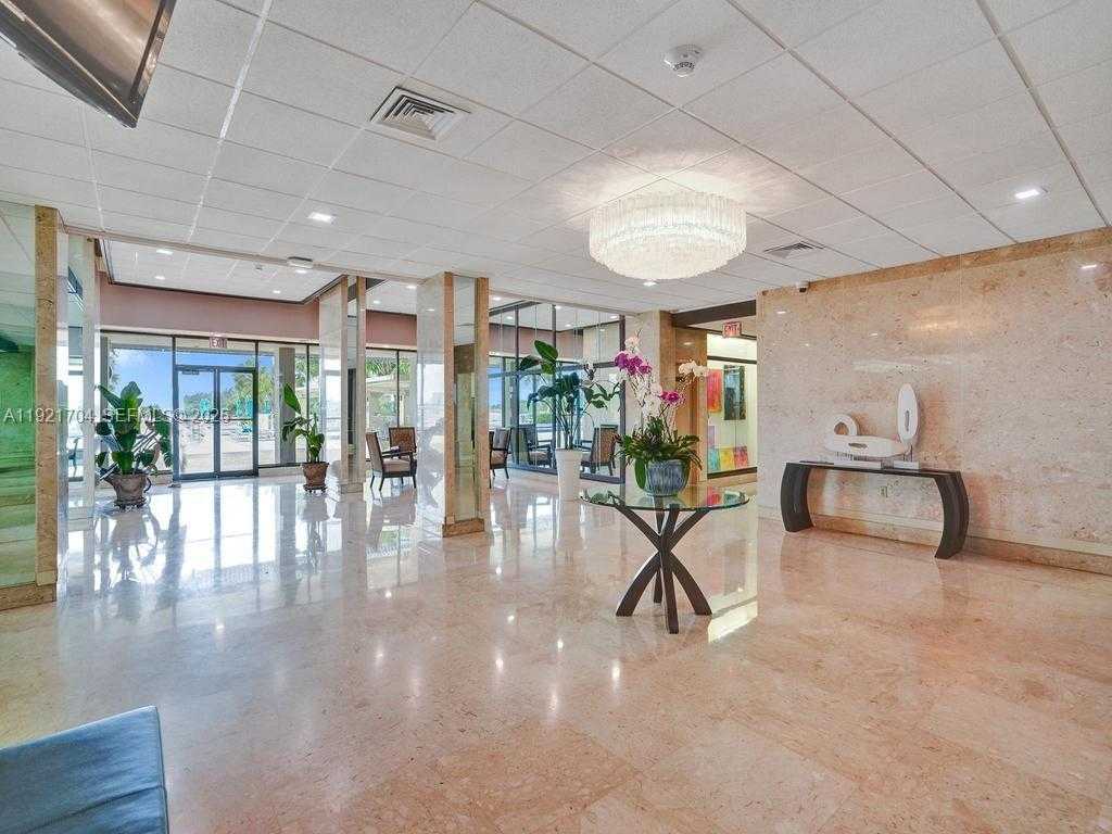 Small Image of 300 BAYVIEW DR #308, Sunny Isles Beach Number 47