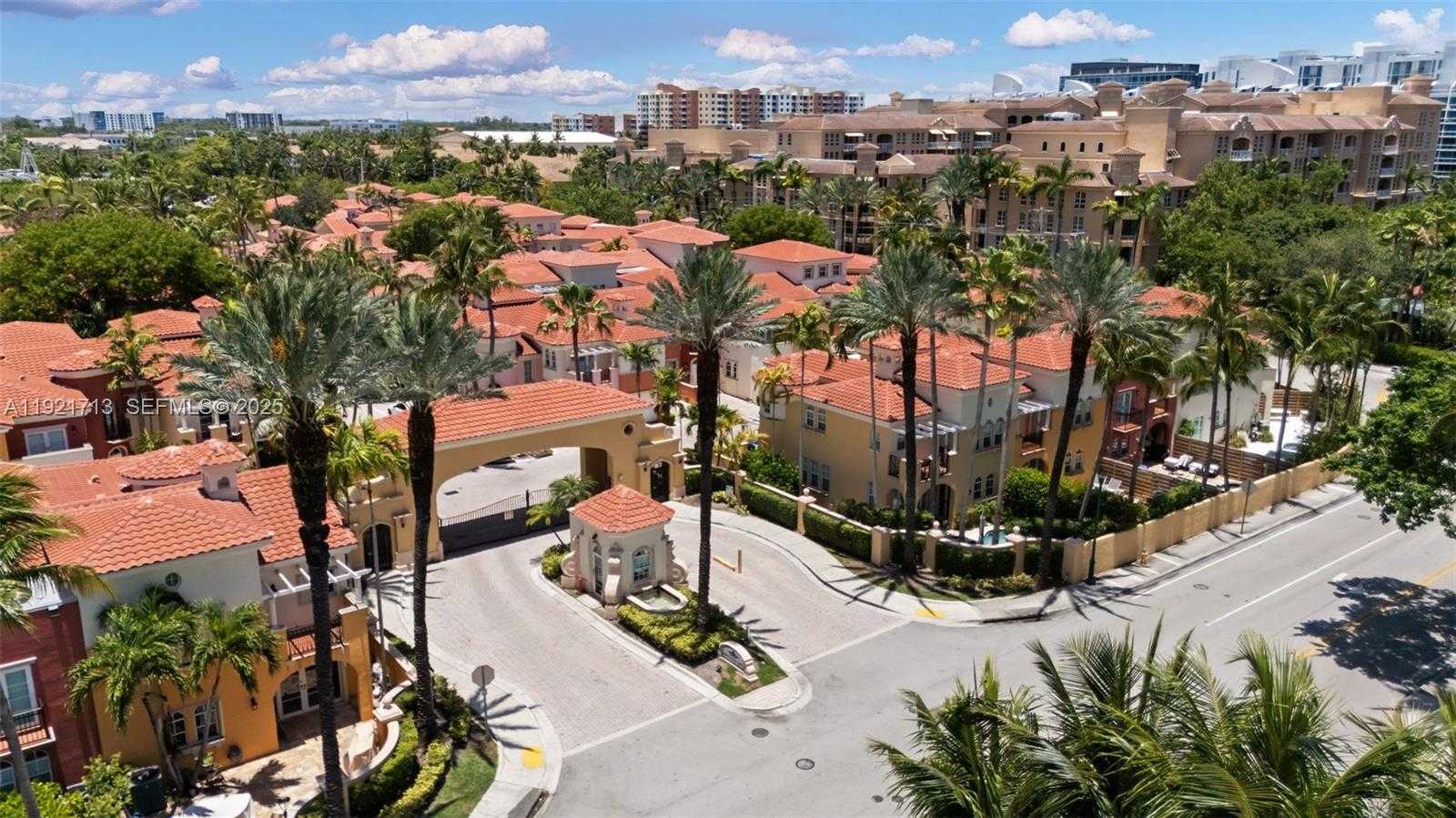 Small Image of 18475 NORTH EAST 30TH PL, Aventura Number 20