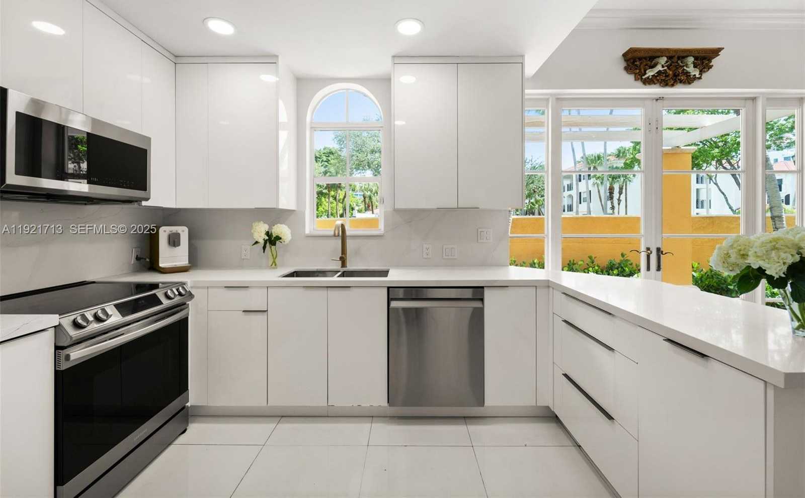 Small Image of 18475 NORTH EAST 30TH PL, Aventura Number 4