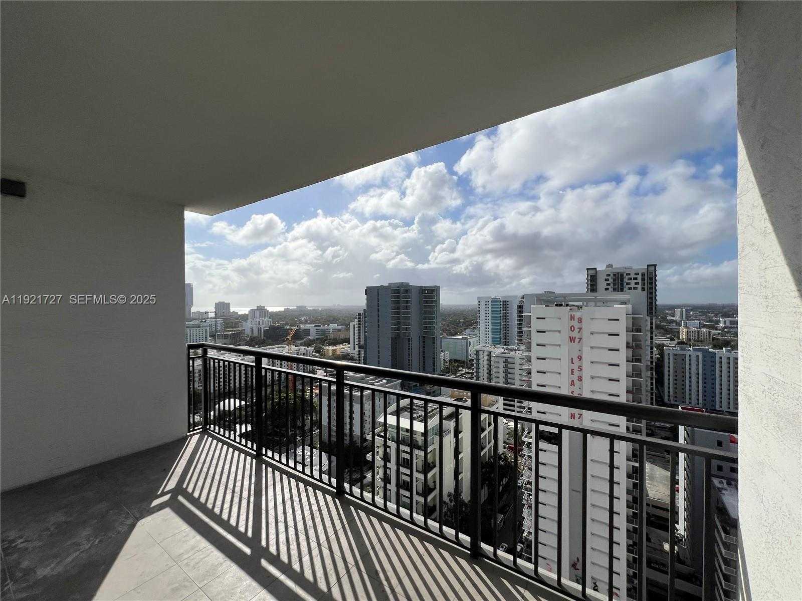 Small Image of 999 SOUTH WEST 1ST AVE #2405, Miami Number 20