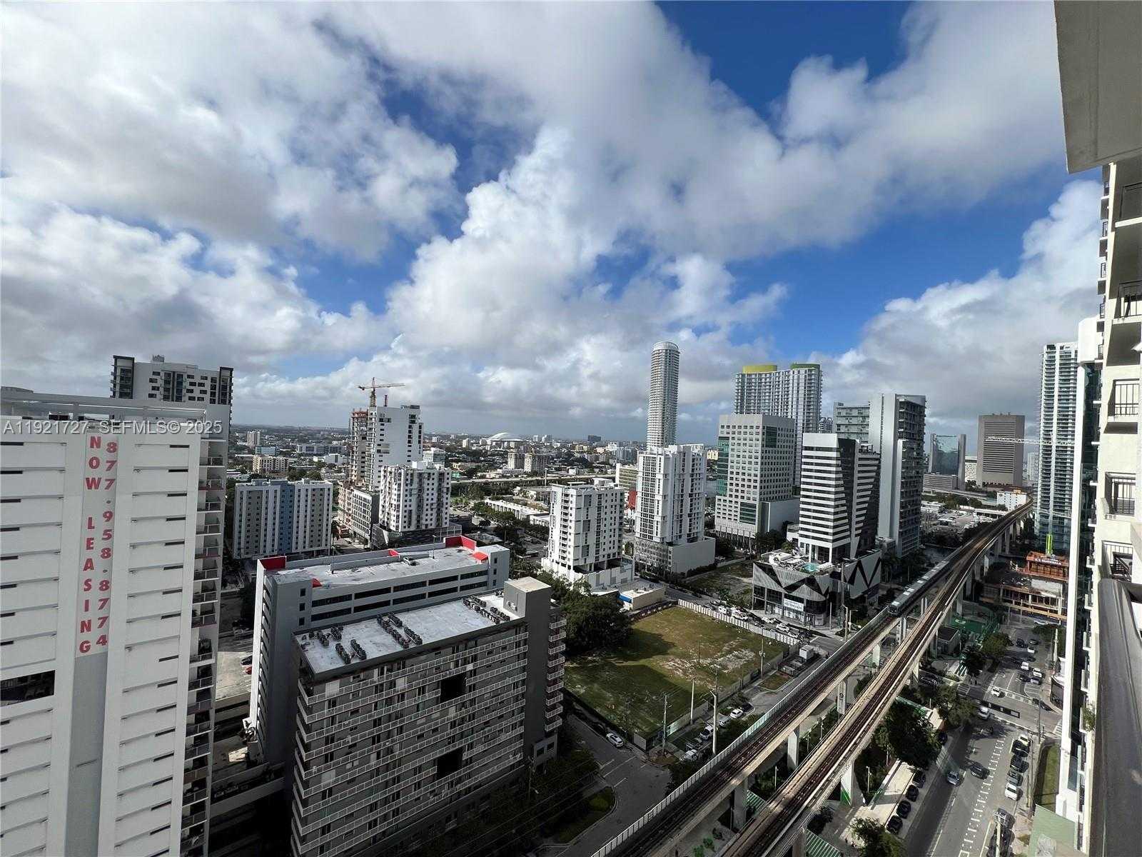 Small Image of 999 SOUTH WEST 1ST AVE #2405, Miami Number 22