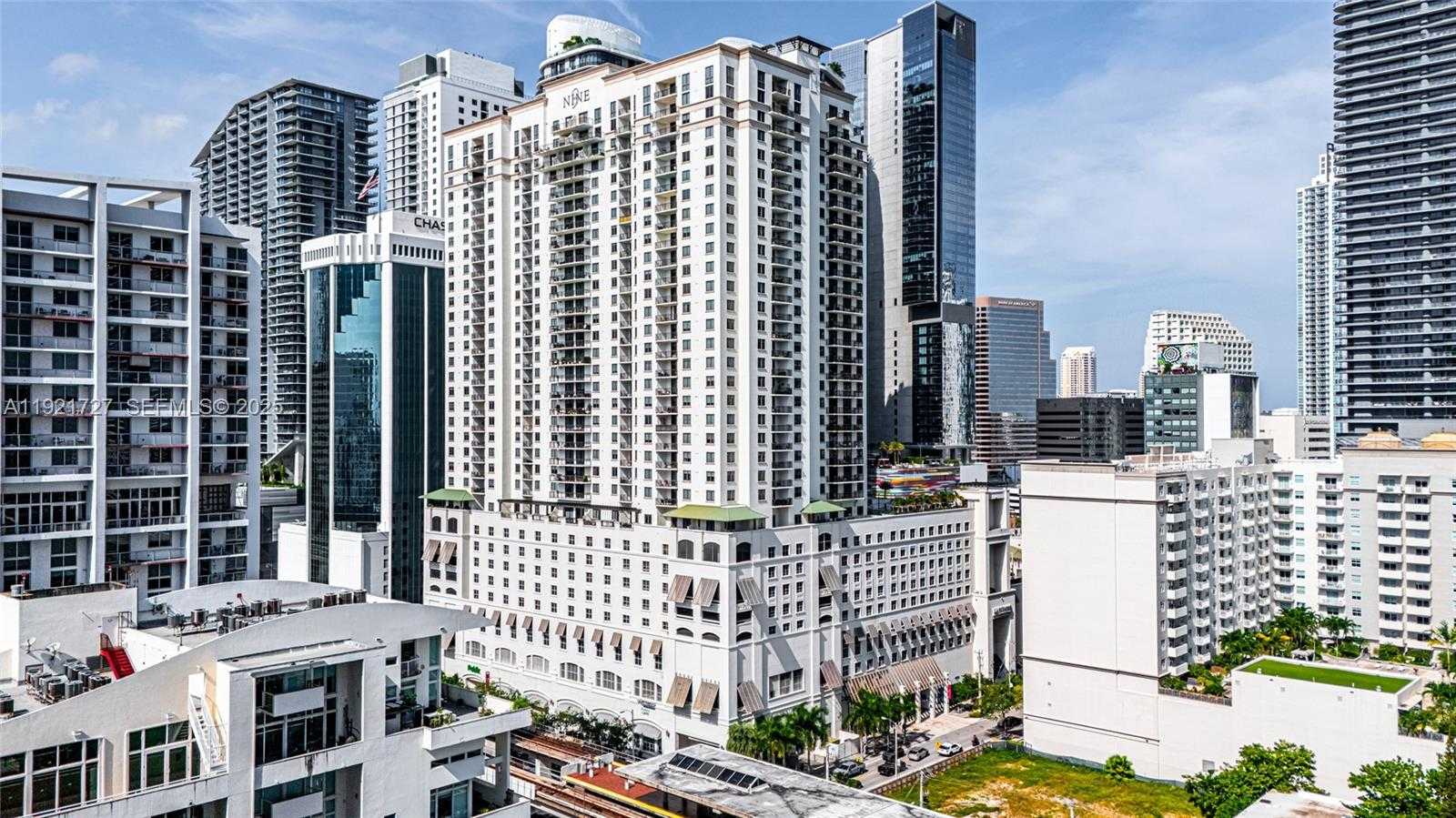 Small Image of 999 SOUTH WEST 1ST AVE #2405, Miami Number 33