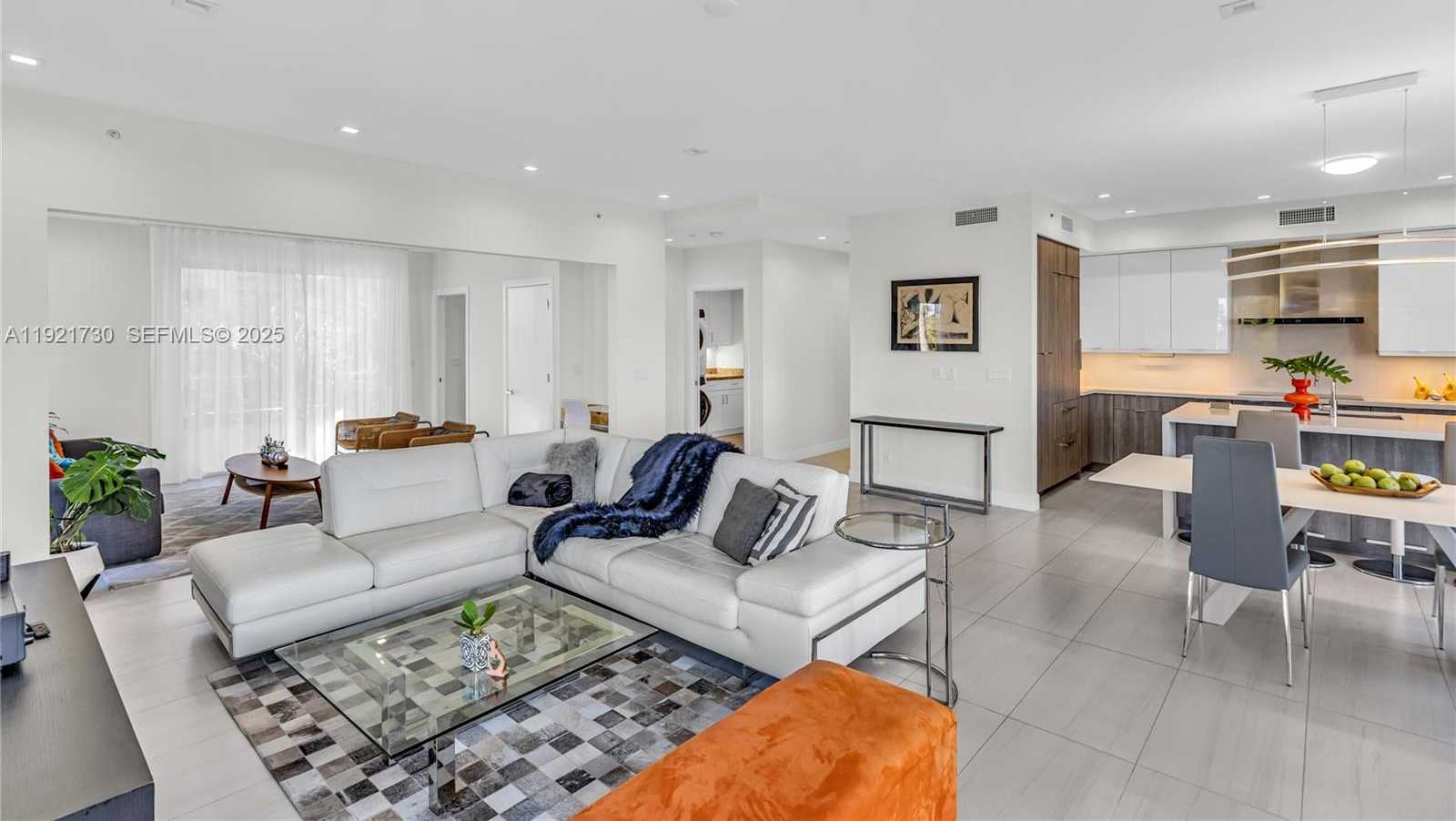 Imagen de Pequeño Objeto