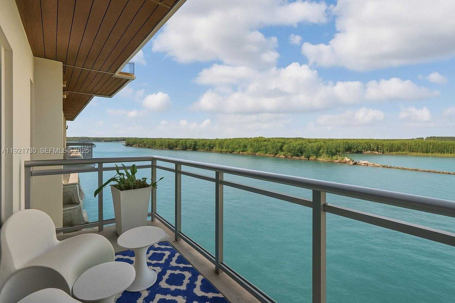 Imagen de Pequeño Objeto