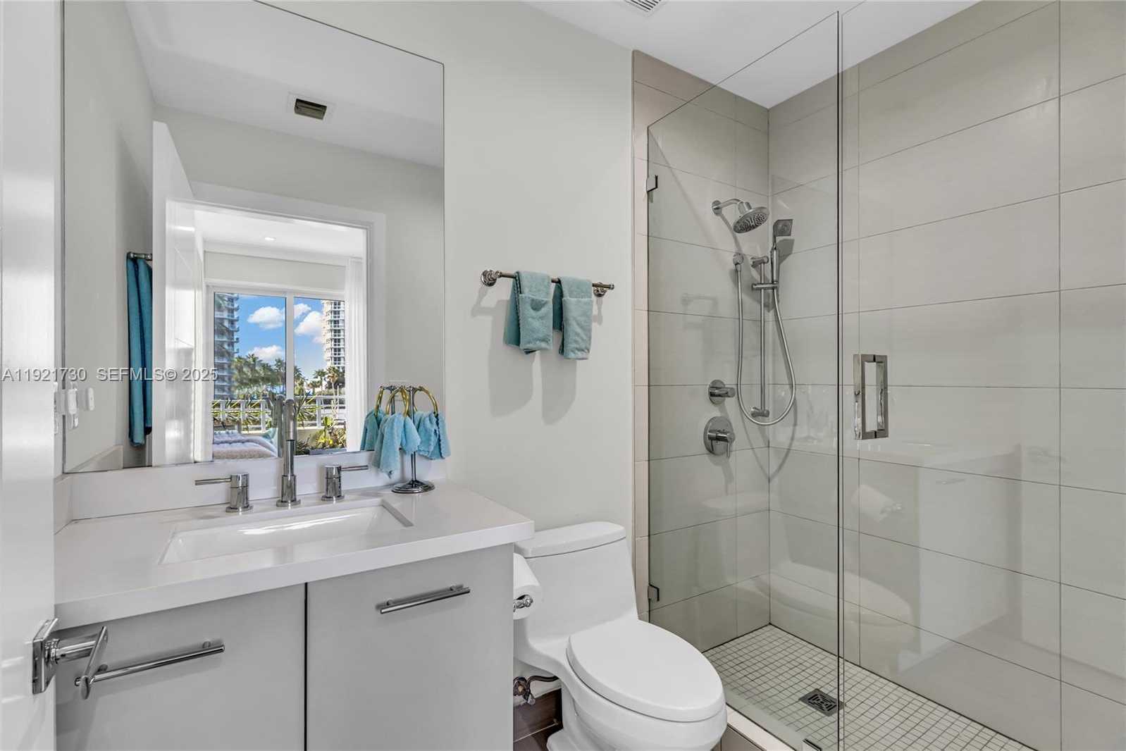 Imagen de Pequeño Objeto