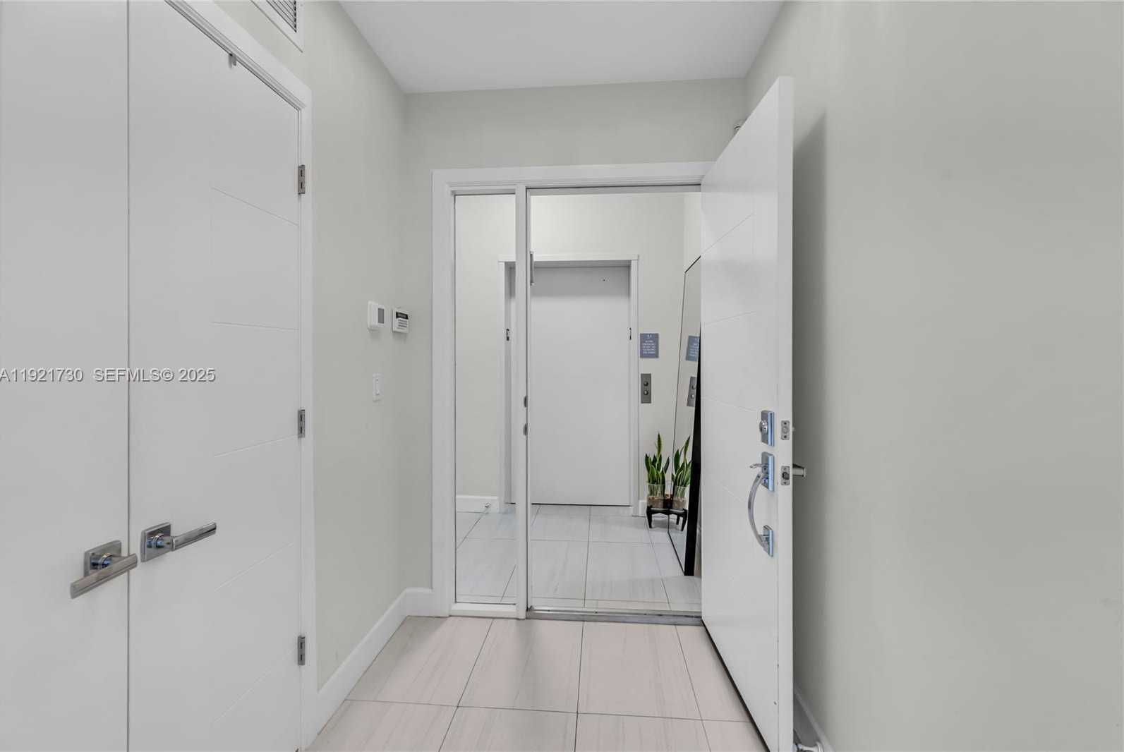 Imagen de Pequeño Objeto