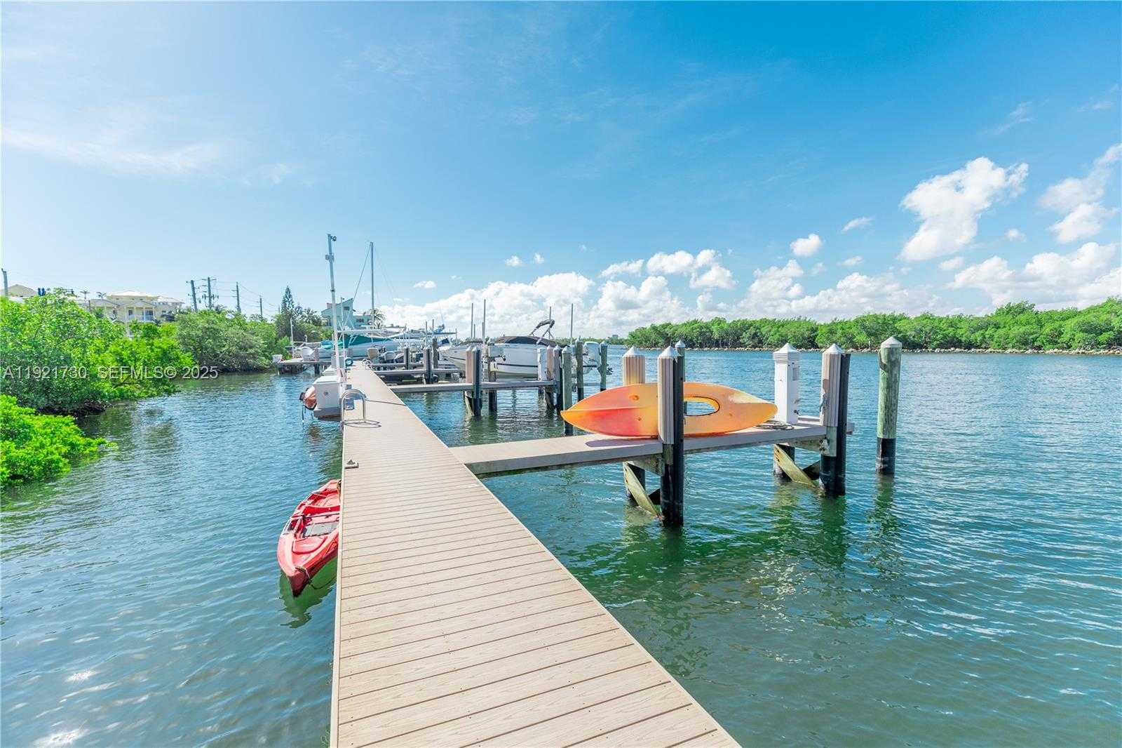 Imagen de Pequeño Objeto