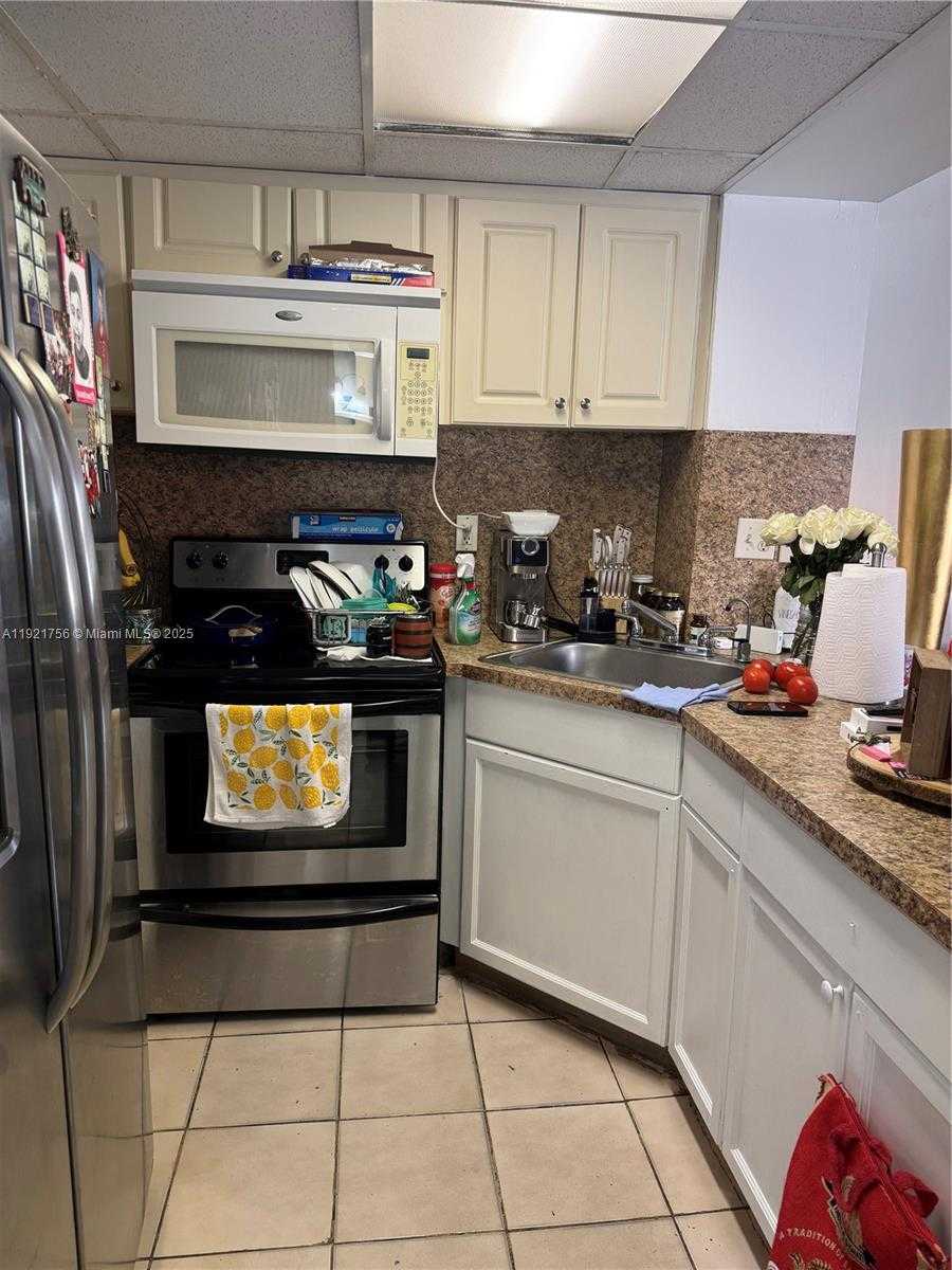 Small Image of 2158 WEST 60TH ST #13108, Hialeah Number 1