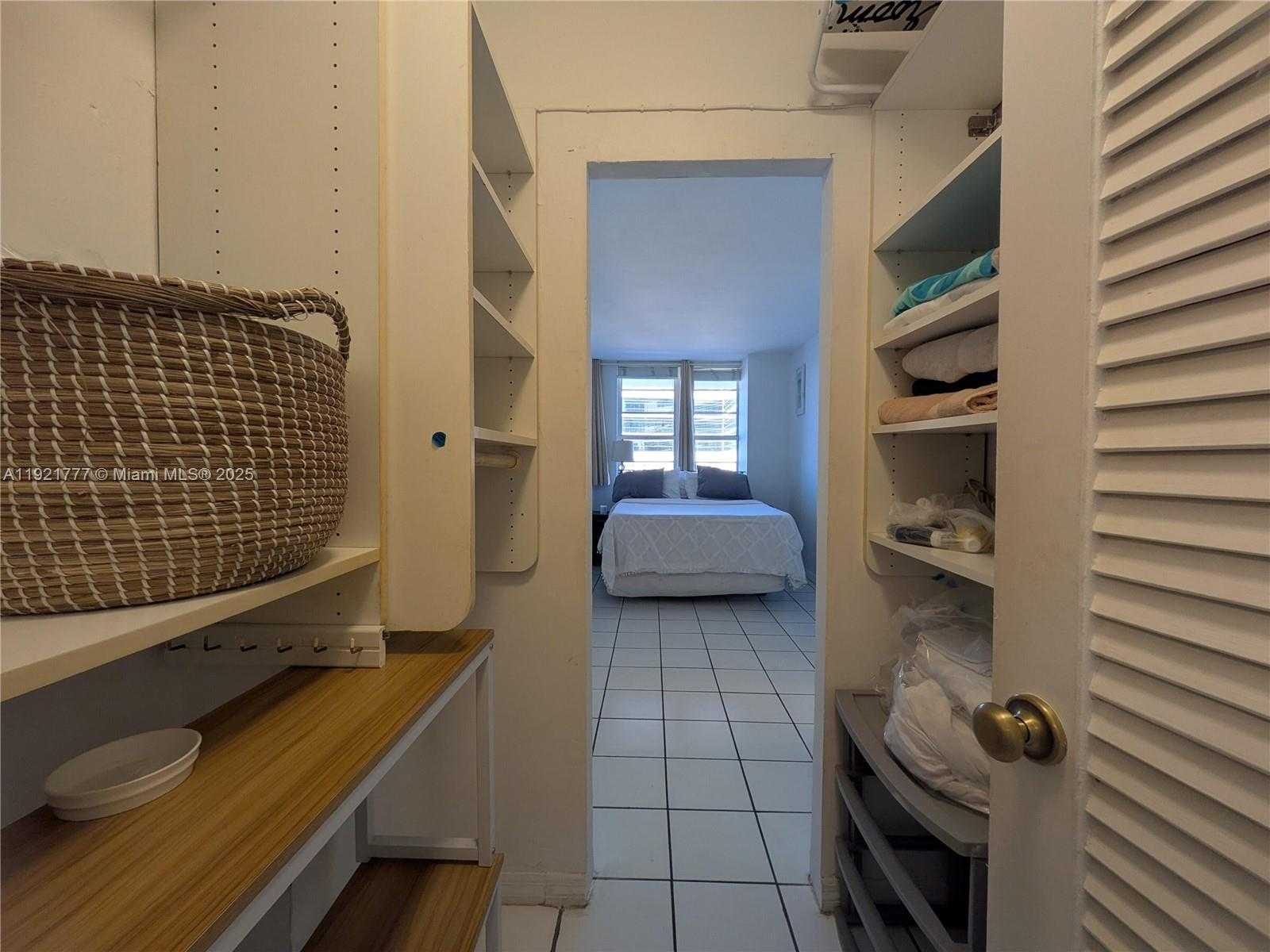 Small Image of 100 LINCOLN RD #904, Miami Beach Number 8