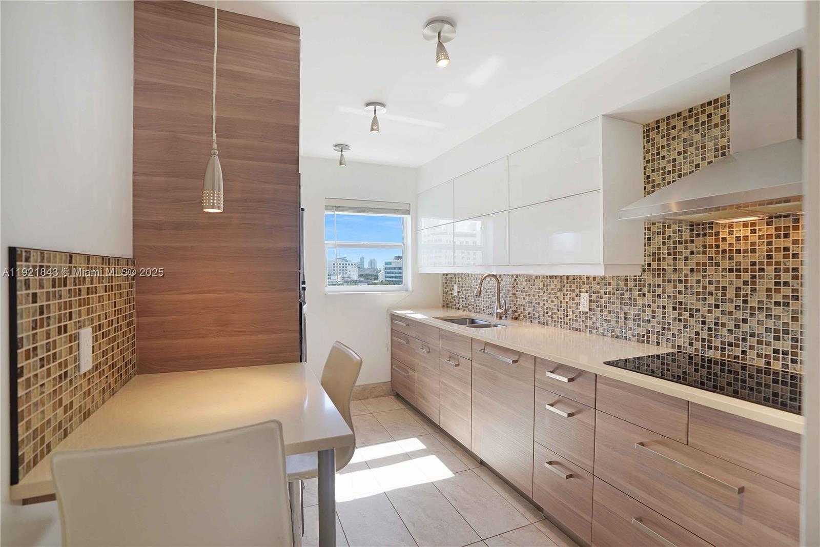 Small Image of 245 18TH ST #902, Miami Beach Number 23