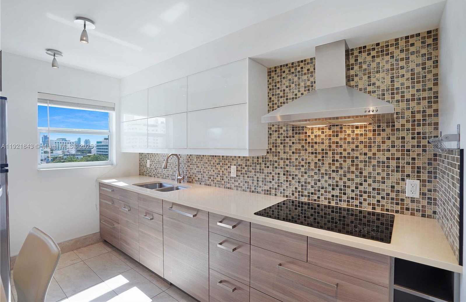 Small Image of 245 18TH ST #902, Miami Beach Number 24