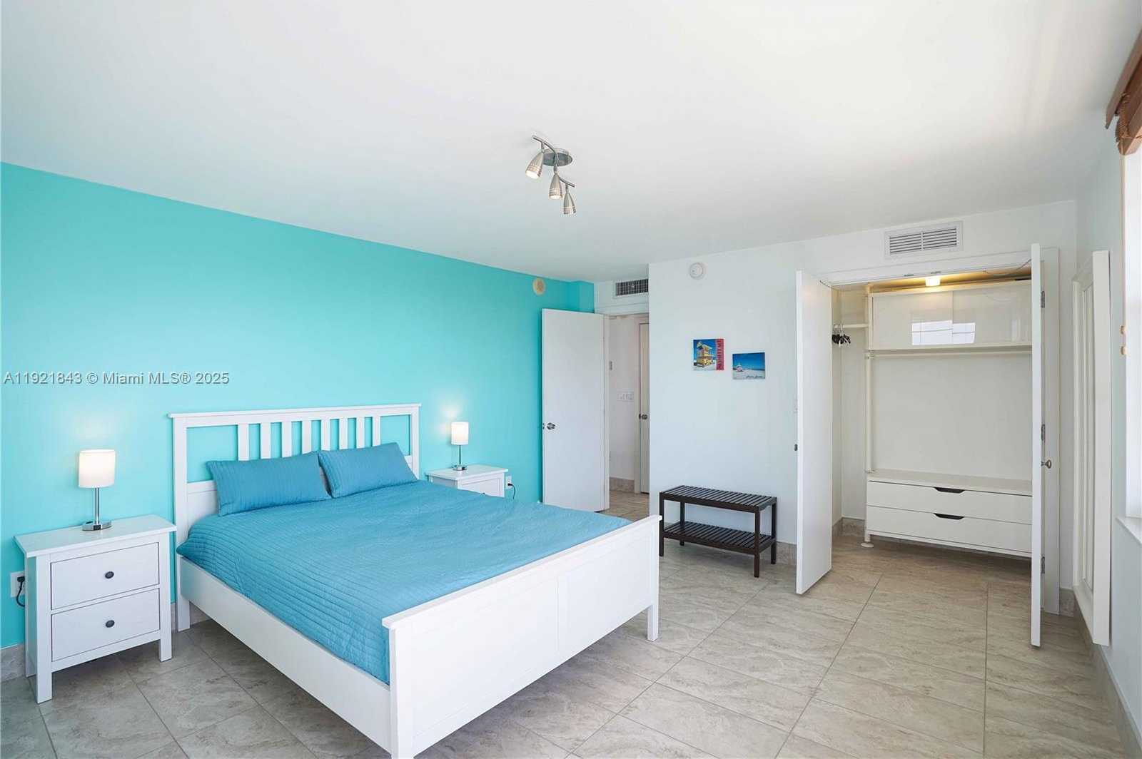 Small Image of 245 18TH ST #902, Miami Beach Number 32