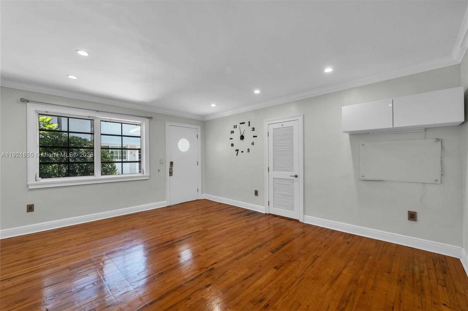 Small Image of 1605 LENOX AVE #1605-5, Miami Beach Number 10