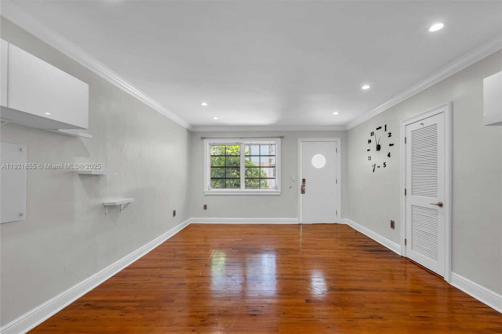 Small Image of 1605 LENOX AVE #1605-5, Miami Beach Number 9