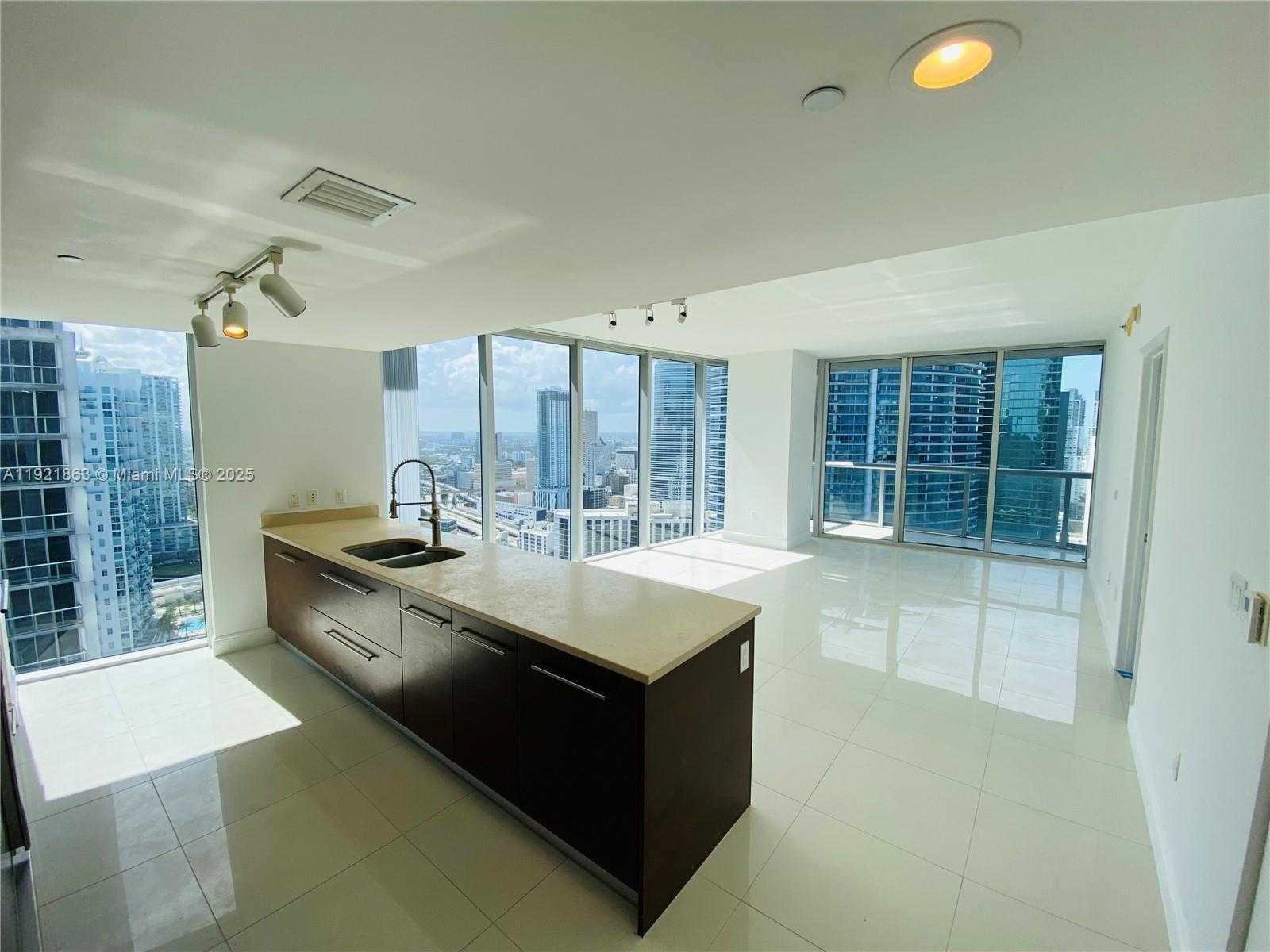 Small Image of 475 BRICKELL AVE #3715, Miami Number 3