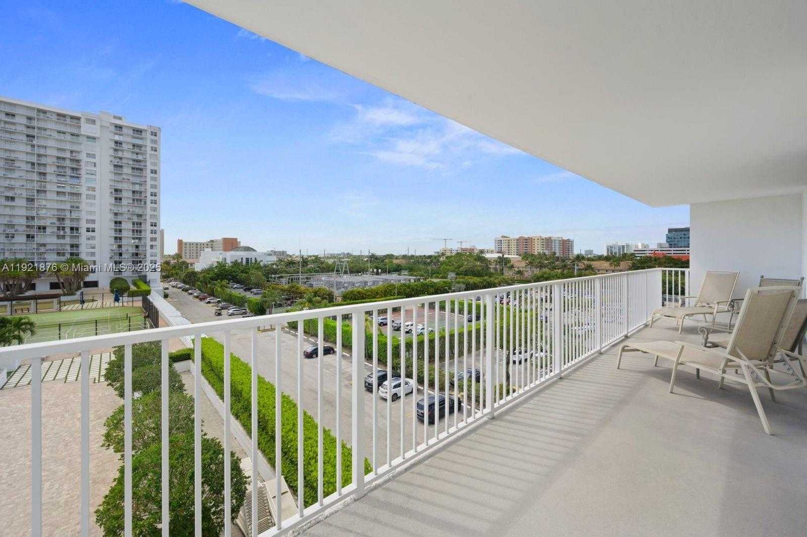 Small Image of 2851 NORTH EAST 183RD ST #502E, Aventura Number 12