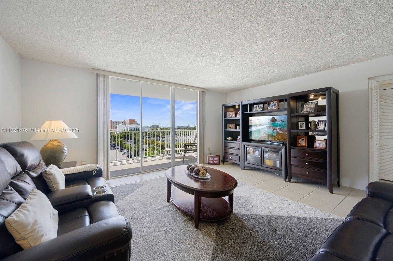 Small Image of 2851 NORTH EAST 183RD ST #502E, Aventura Number 9