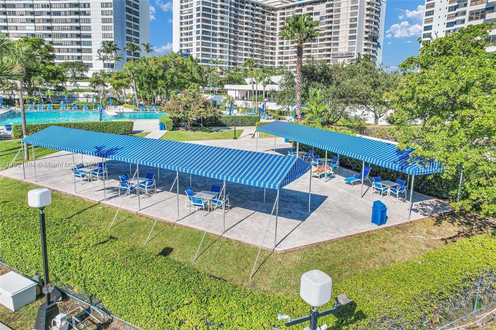 Small Image of 2500 PARKVIEW DR #2411, Hallandale Beach Number 77