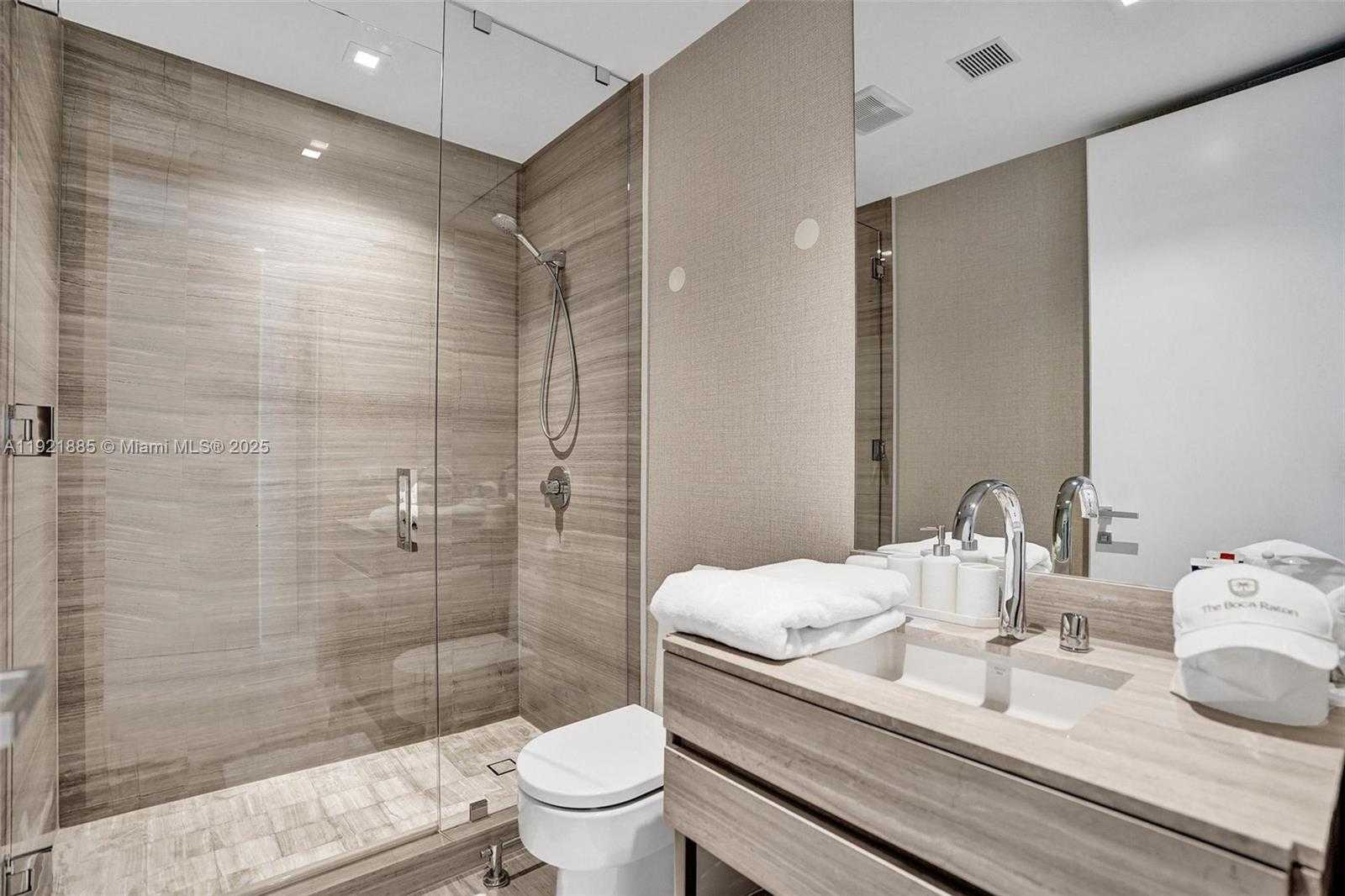 Small Image of 18975 COLLINS AVE #5205, Sunny Isles Beach Number 25