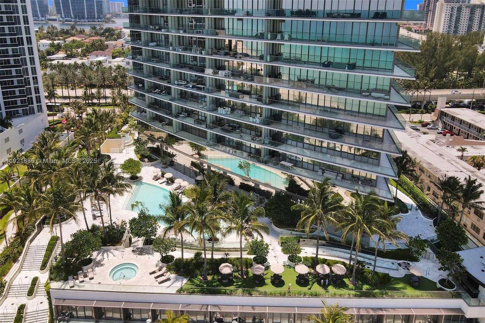 Small Image of 18975 COLLINS AVE #5205, Sunny Isles Beach Number 67