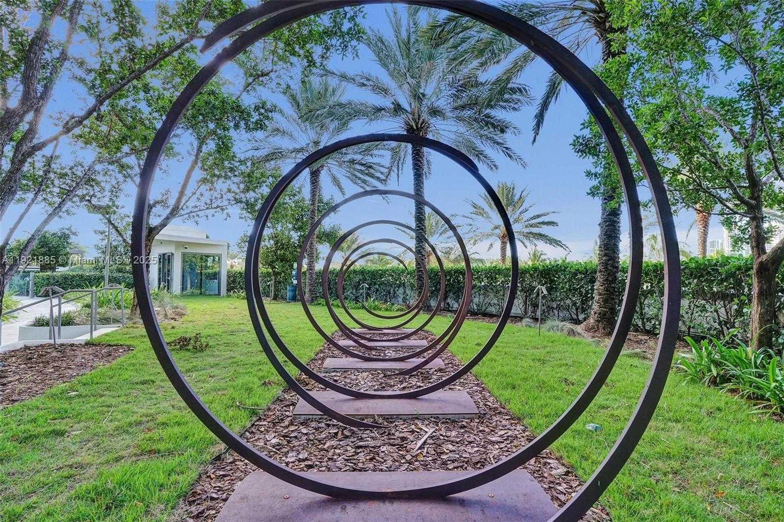 Small Image of 18975 COLLINS AVE #5205, Sunny Isles Beach Number 70