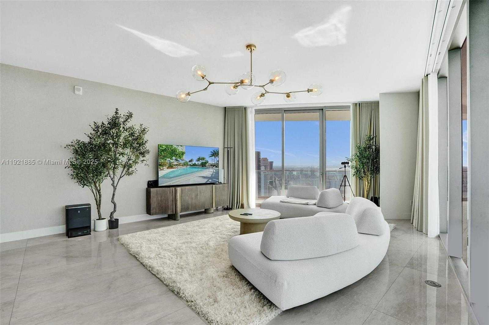 Small Image of 18975 COLLINS AVE #5205, Sunny Isles Beach Number 8