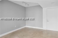 Imagen de Pequeño Objeto