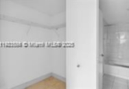 Imagen de Pequeño Objeto