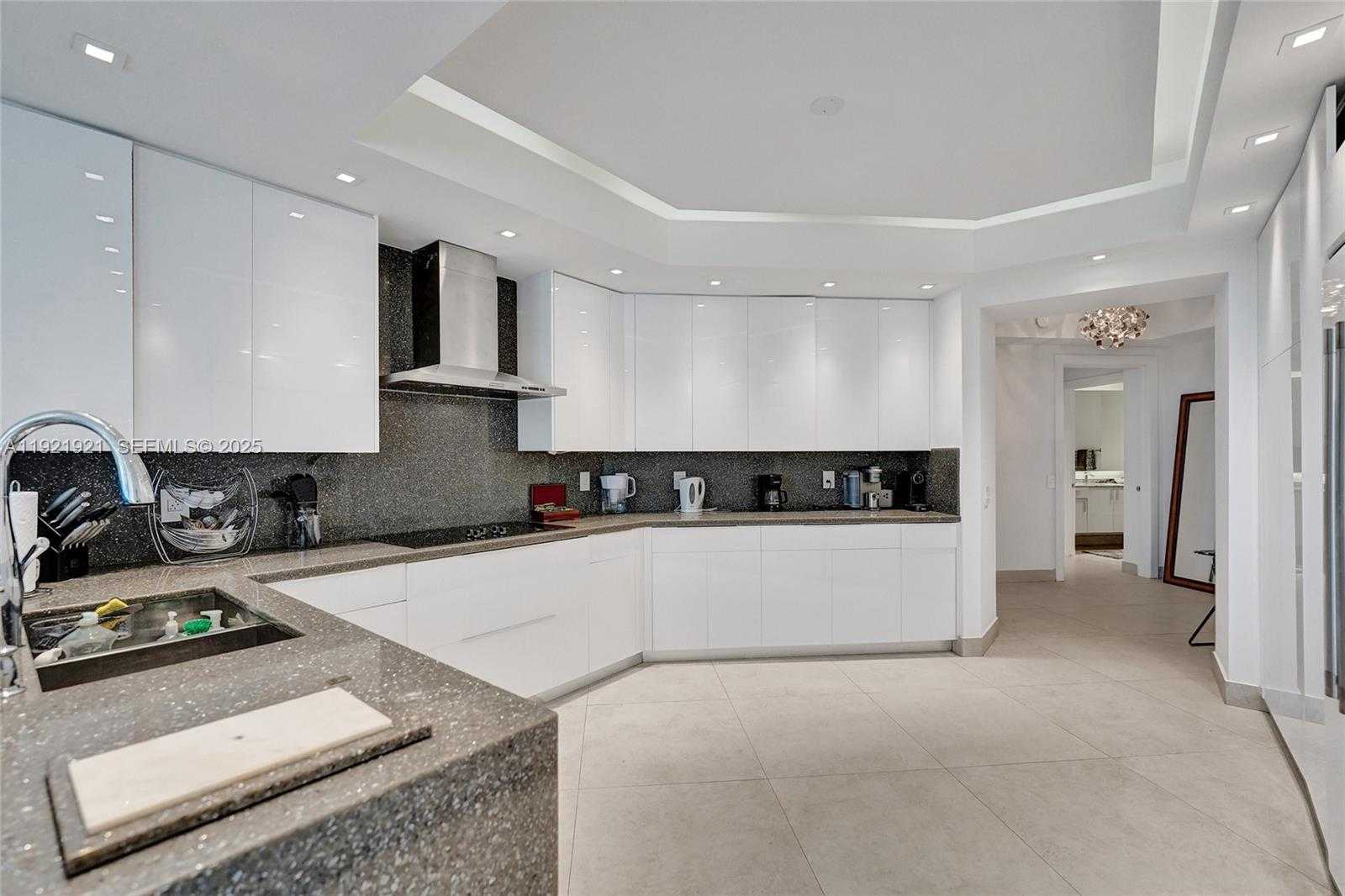 Small Image of 21200 THE POINT #403, Aventura Number 37