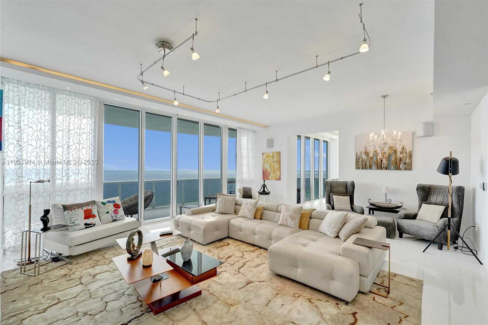 Small Image of 15811 COLLINS AVE #1601, Sunny Isles Beach Number 10